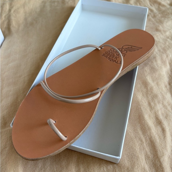 Ancient Greek Sandals - Picture 6 of 7